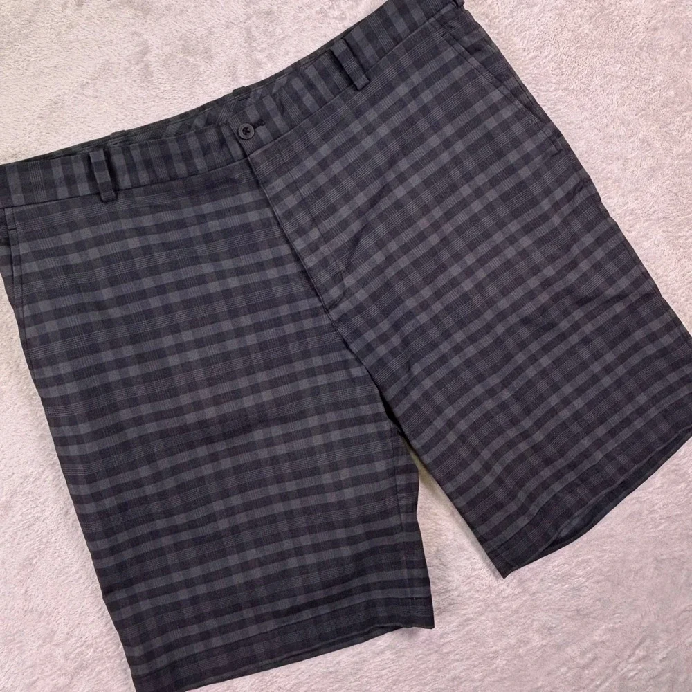 Nike Mens Golf Shorts 38 Black Gray Plaid Dri-FIT Performance 452712-010‎